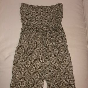 Forever 21 sleeveless jumpsuit.